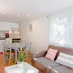 Apartment Soleil Couchant - Climatise Appartement 4 Pers Plus Bebe - 2 Pieces Proche Mer Saint-Raphaël