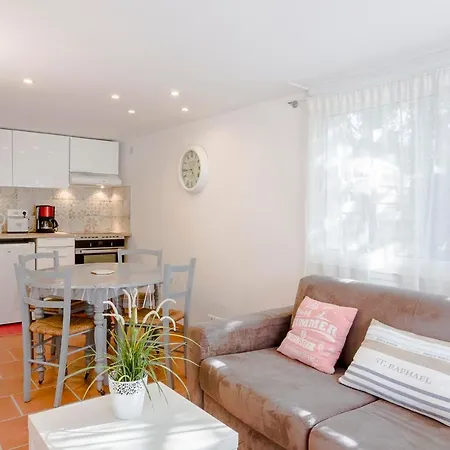 Apartmán Soleil Couchant - Climatise Appartement 4 Pers Plus Bebe - 2 Pieces Proche Mer Saint-Raphaël