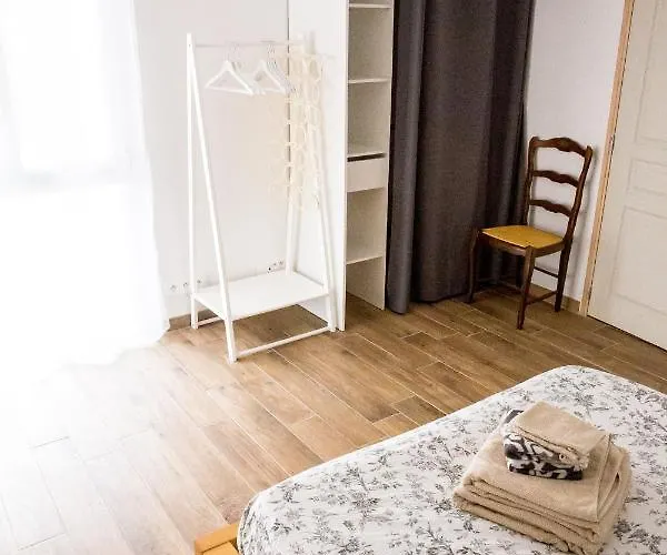 Les Grillons - Appartement 4 pers plus bébé - 2 pièces proche Mer Appartement Saint-Raphaël